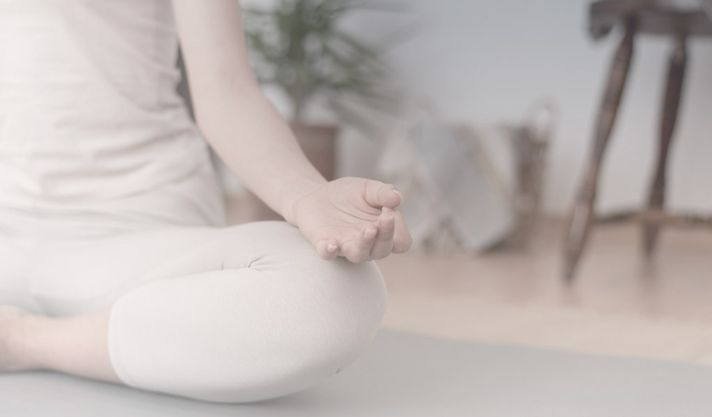 Consultation de sophrologue séances individuelle courte ou longue durée sur rendez-vous à Saint-Malo, burnout, gestion du stress et des émotions, anxiété, angoisse, accuphènes sommeil, deuil...adolescence et parentalité avec des méthodes en présentiel et à distance en cabinet et en extérieur complémentaires créatives et dessin méditatif